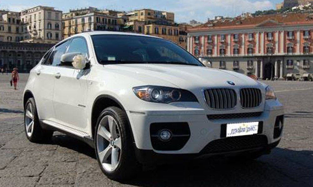auto-sposi-Napoli_BMW-X6_noleggio-cerimonie