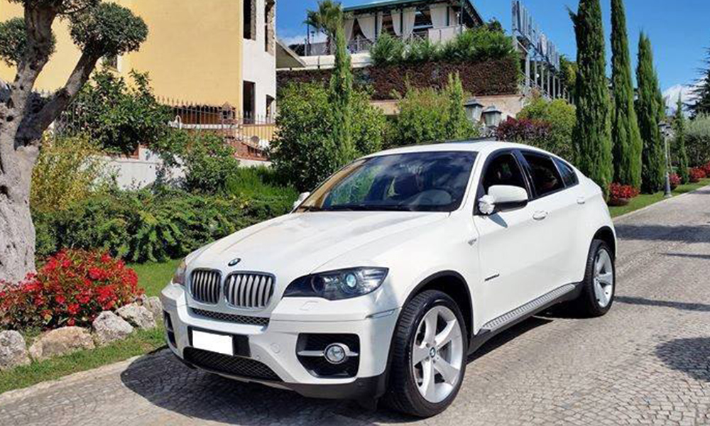 auto-sposi-Napoli_BMW-X6_noleggio-nozze