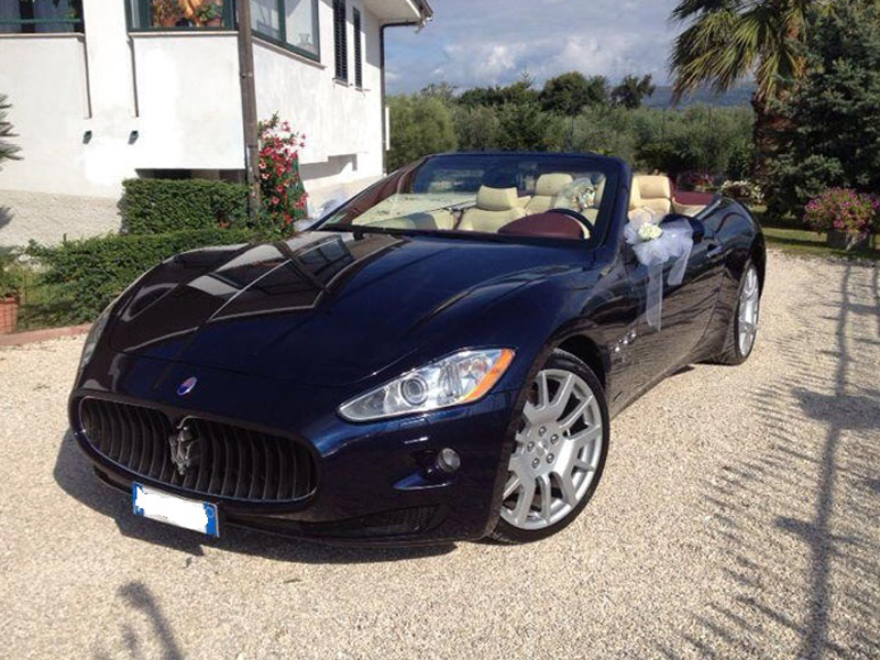 Auto sposi Napoli | Maserati Gran Cabrio, supercar per nozze e cerimonie