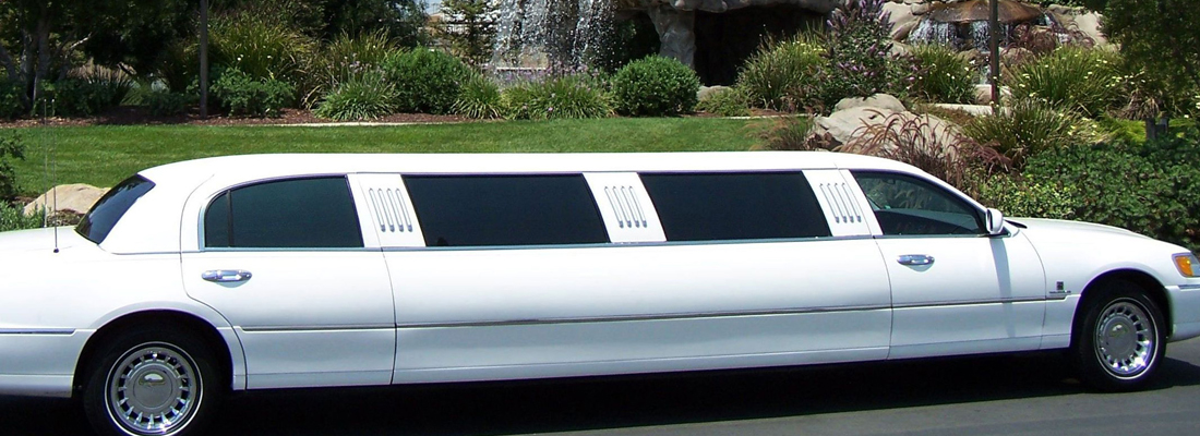 Limousine in noleggio per sposi e cerimonie | Napoli