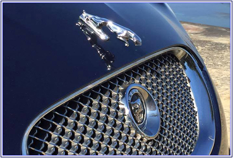 Jaguar XJ, ammiraglia per le nozze - Auto Matrimonio Napoli