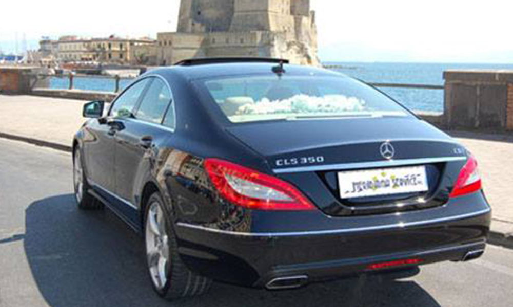 auto-sposi-Napoli_Mercedes-CLS_noleggio-nozze